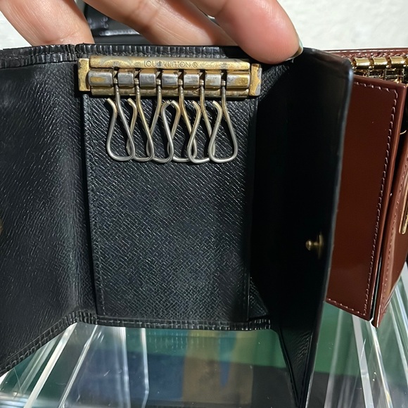 Gucci/LV Key holders bundle - Picture 5 of 14